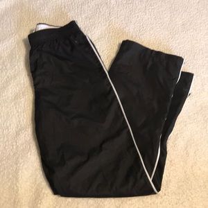 Athletic pants